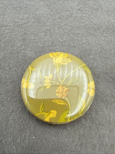 Vintage round gold tone floral - round,