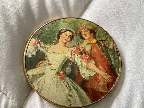 Vintage gold tone powder - gold,